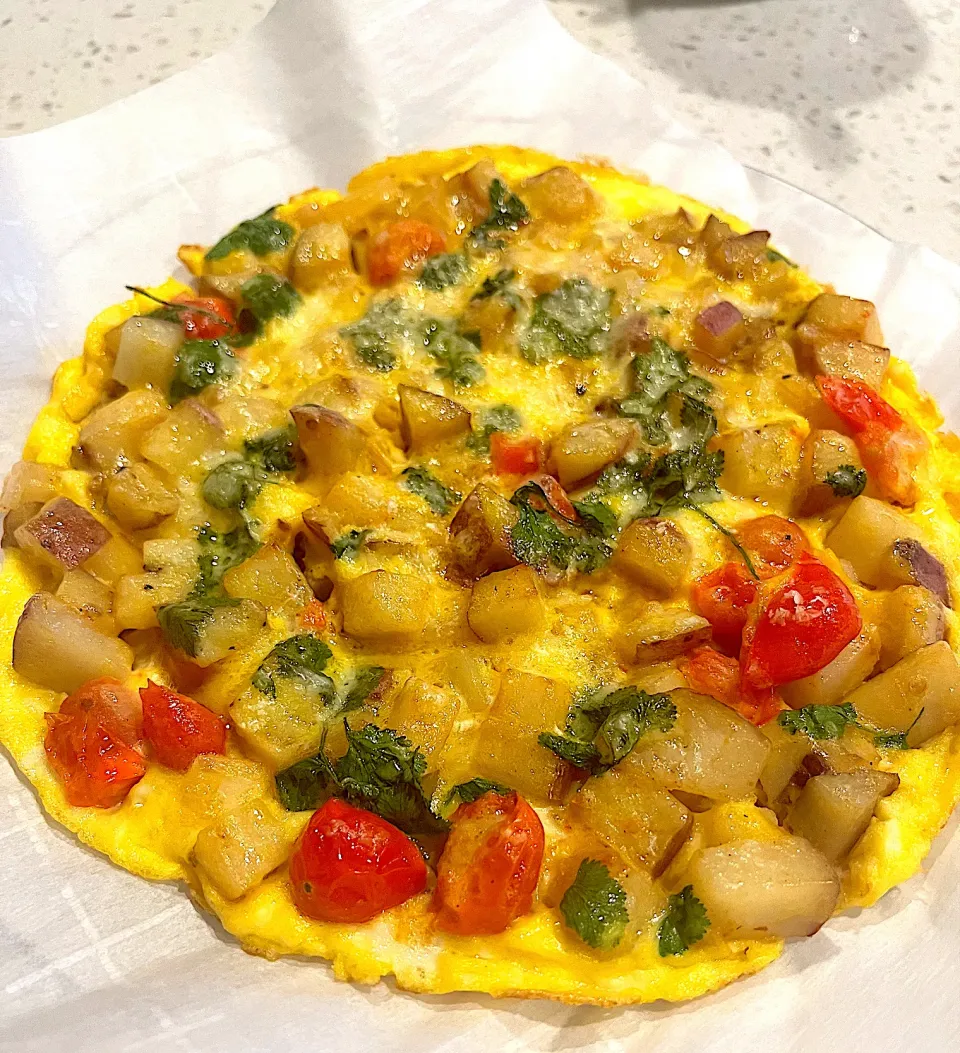 Breakfast frittata- eggs, red potatoes,onions, tomatoes|🌺IAnneさん