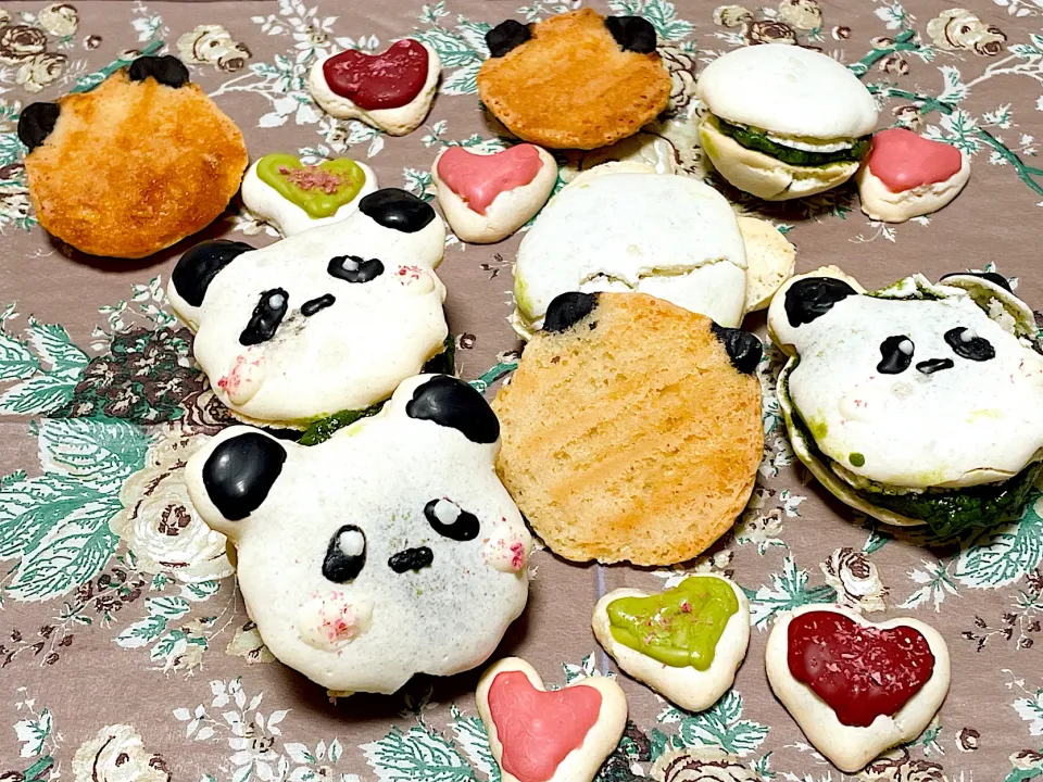 Snapdishの料理写真:パンダマカロン🐼🎋💚|くろねこっく🐈‍⬛さん