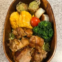 Snapdishの料理写真:今日のお弁当・やきとり|Kob Sathapornさん