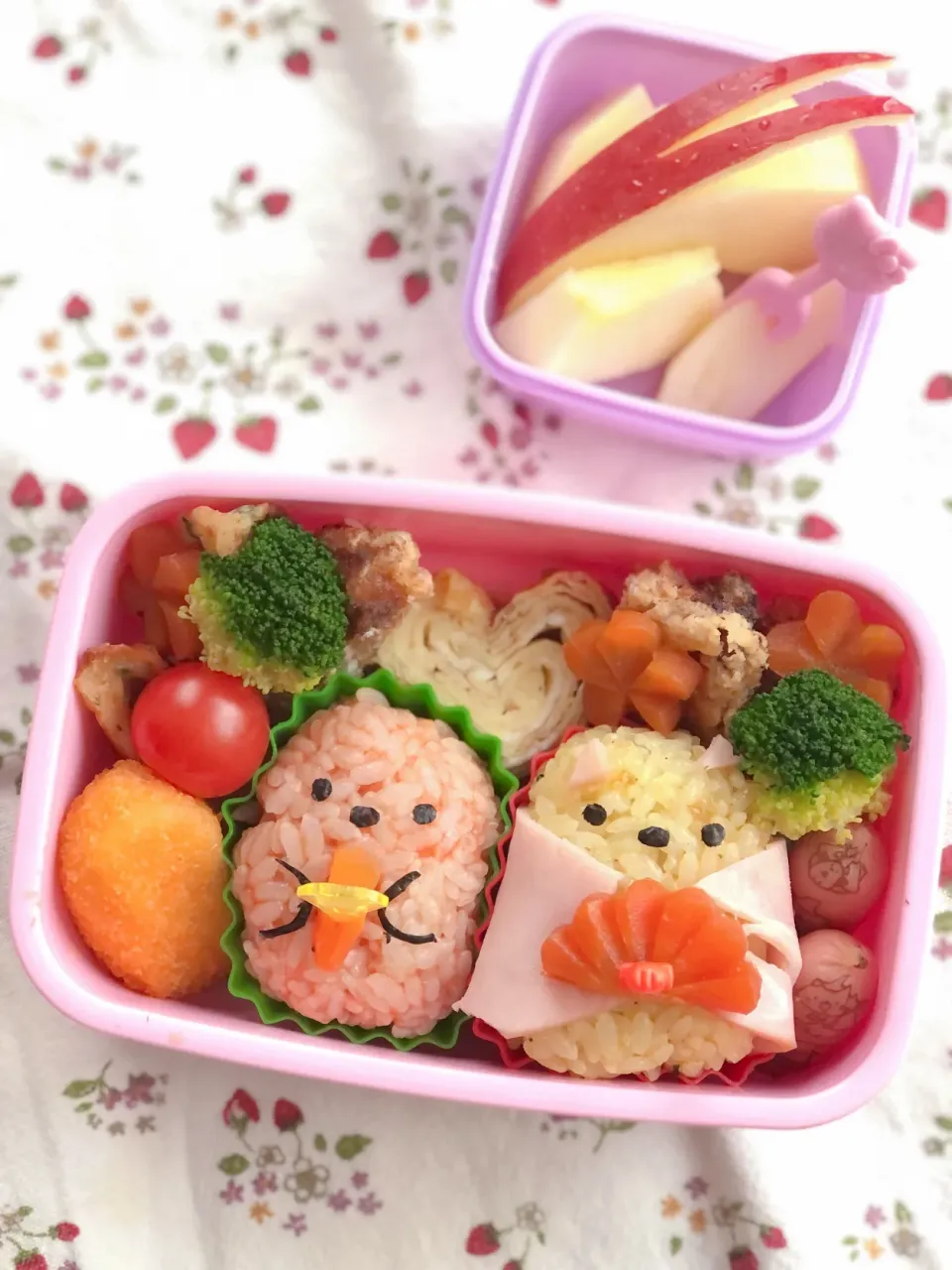 Snapdishの料理写真:すみっコぐらしひな祭り弁当|ゆいすけけさん