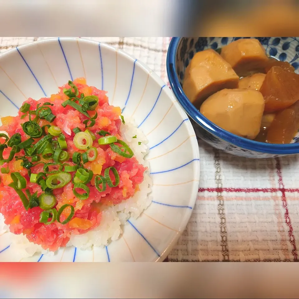 ★今夜のお夕飯★

✴️トロたくどーん

✴️里芋と大根のうまかばい煮|☆Chieco☆さん