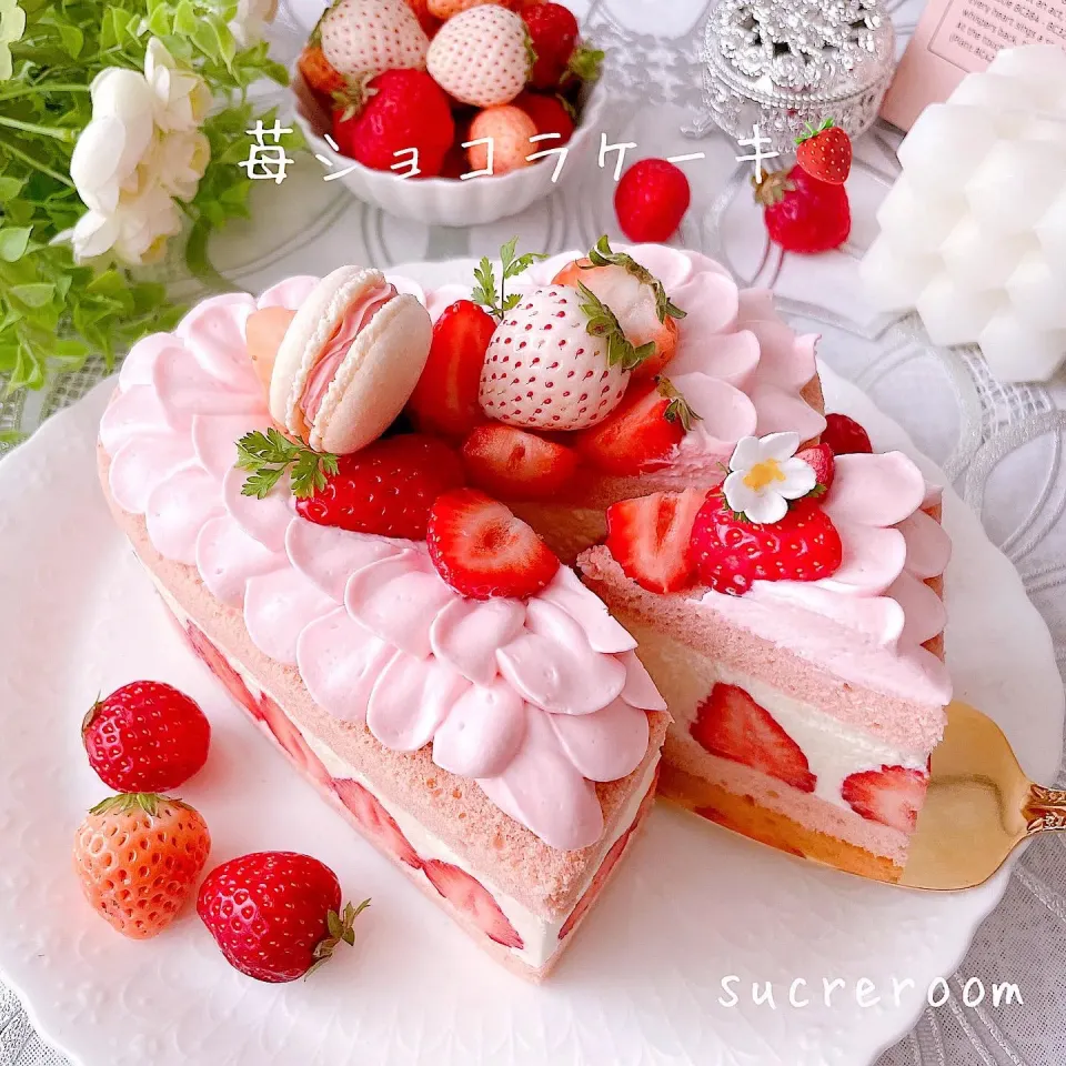 sucreroomさんの料理 苺ショコラケーキ🍓です︎💕︎💕|sucreroomさん