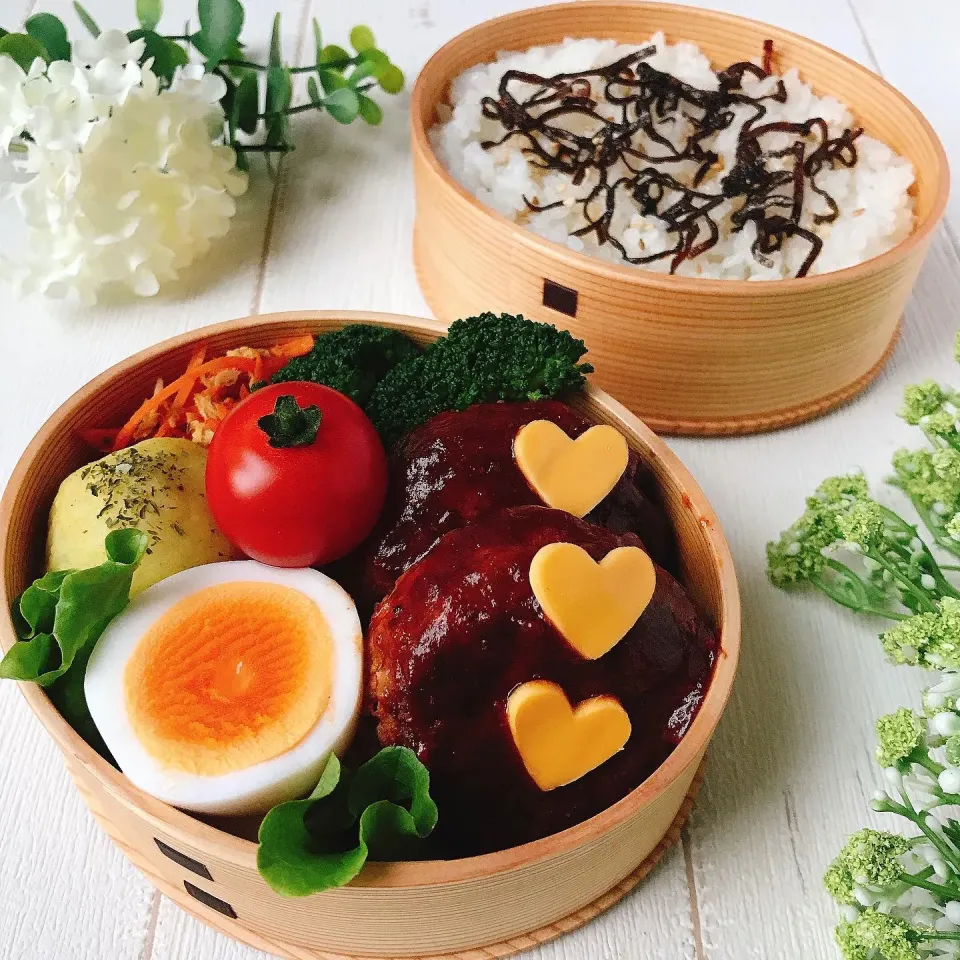 Snapdishの料理写真:♡いっぱいハンバーグ弁当|chisaki*さん