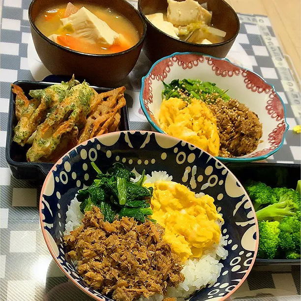 サバ缶で三色丼♬|panchiさん