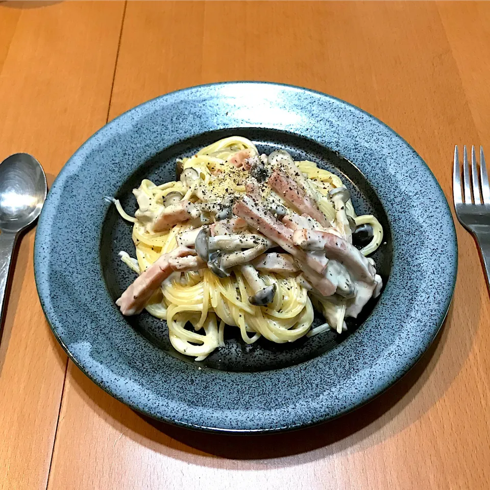 きのことベーコンのクリームパスタ|まいまいさん