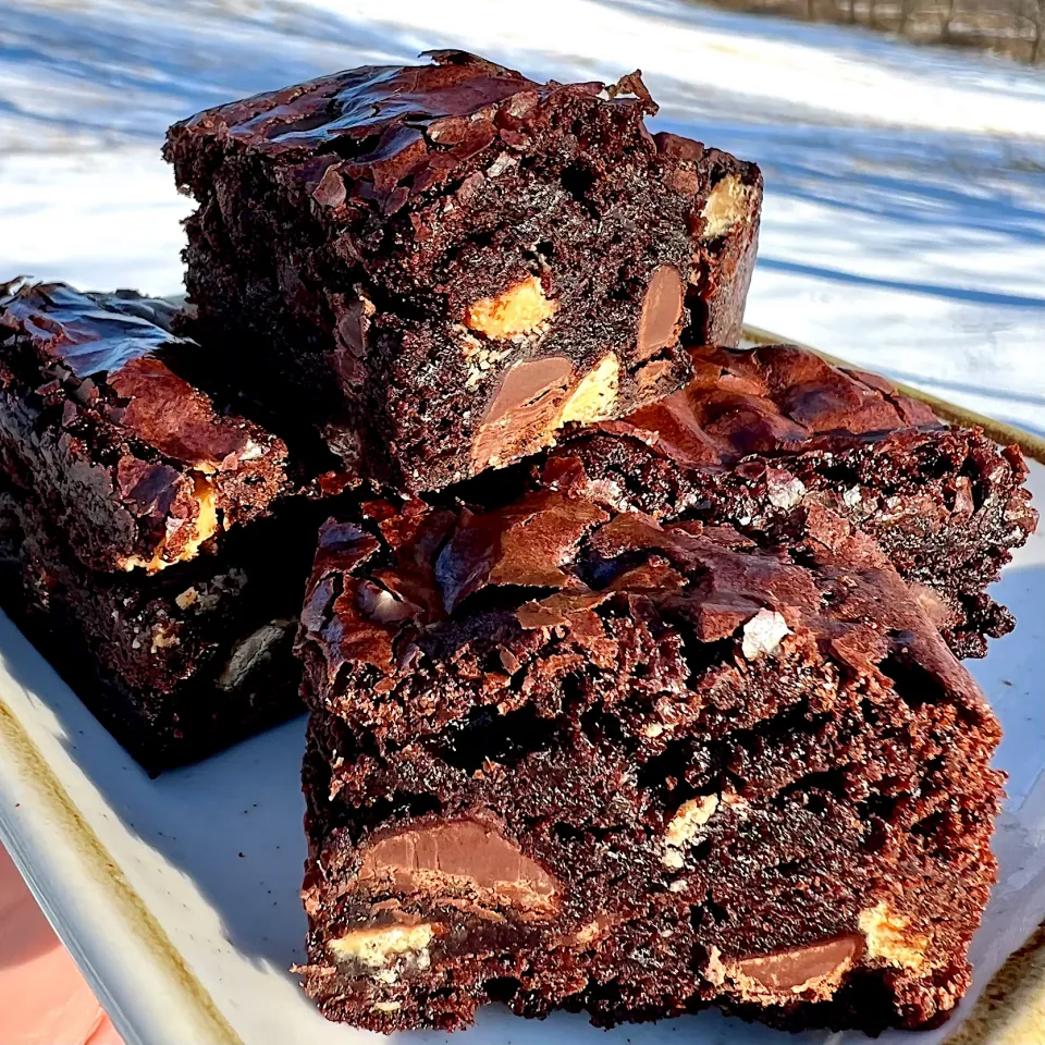 Brownies, via King Arthur Baking mix. So delicious!|Dean M Rogersさん