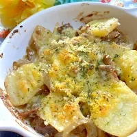牛肉と新じゃがのオイマヨグラタン🌼
