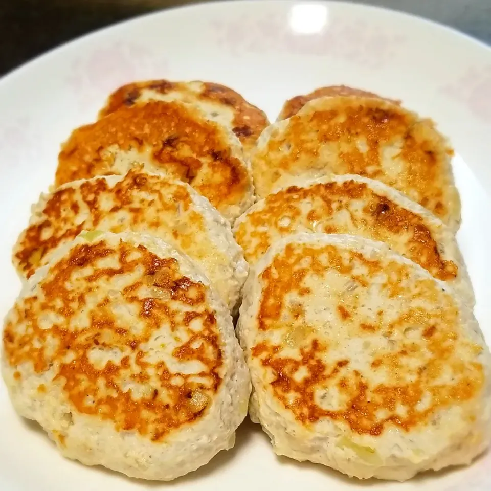 鶏ひき肉と豆腐のハンバーグ|ぱんだのままんさん