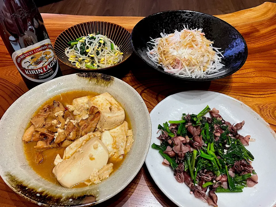 Snapdishの料理写真:2022.2.27 ホタルイカと菜花のバター炒め🍻🍻🍻|ゆみずさん