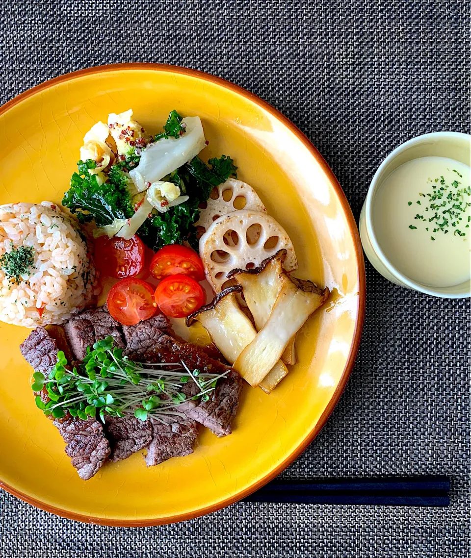 ステーキランチ🥩|ともえ☆さん