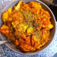 Snapdishの料理写真:My first post 

homemade madras for tea 

#curry #homemade #madras #spicy #flavour #chickenmadras #yum|emmahiltonfoodblogger90さん