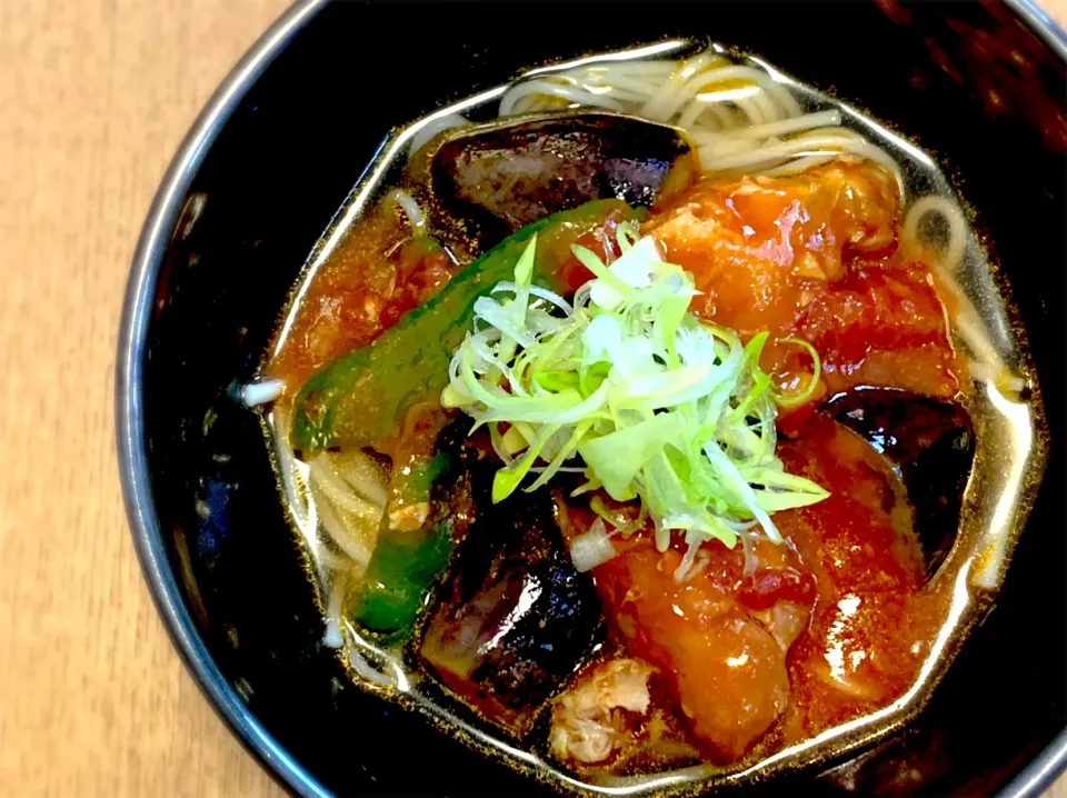 鶏手羽元のトマト野菜煮込そうめん|半田手延べそうめんの店 阿波や壱兆さん