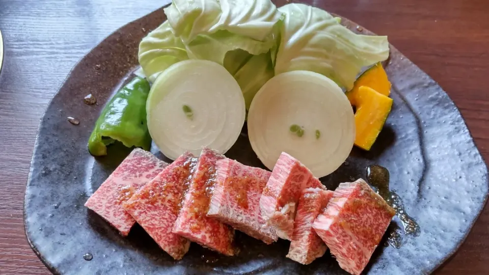 焼肉と野菜セット|凛々蝶さん