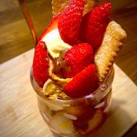 いちごパフェ🍓