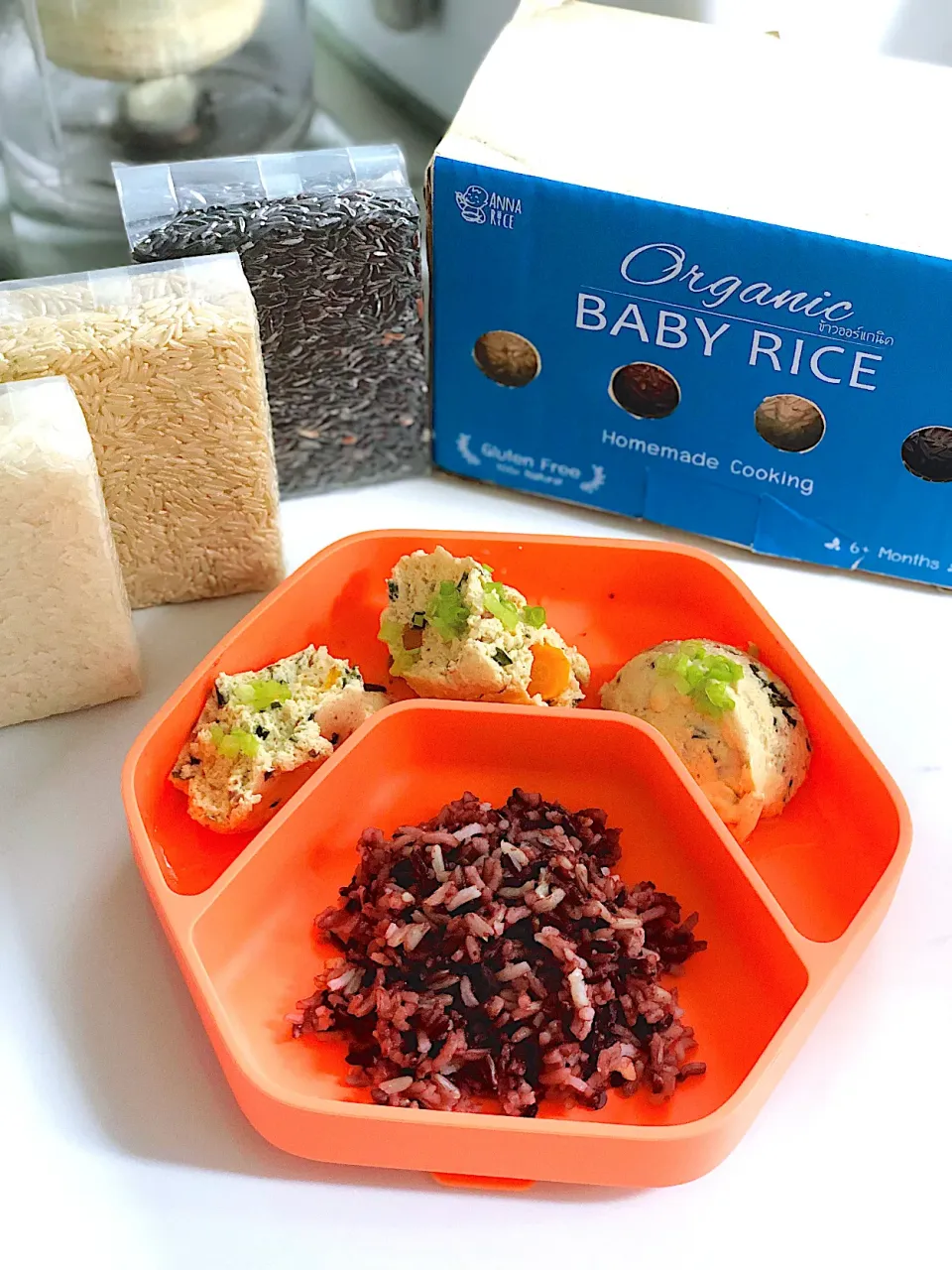 Steamed three Thai rice mixed, eat with steamed egg with mince chicked😋 🌾Organic jasmine rice
🌾Organic brown rice
🌾Organic riceberry|MommyLOVEUさん