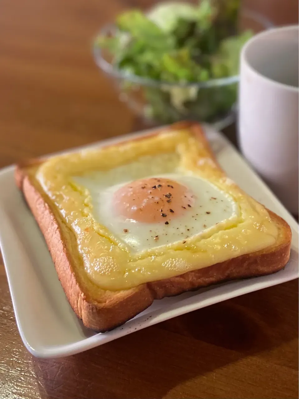 3/6の朝食　いつもの目玉焼きトースト|yoneさん