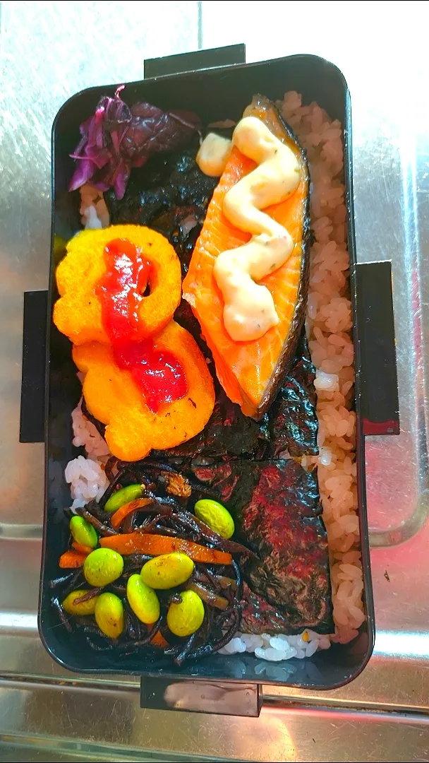 旦那弁当　2020/3/6

のり弁
シャケタルタル
プライドポテト
ひじき煮|ユキヨメ♪さん