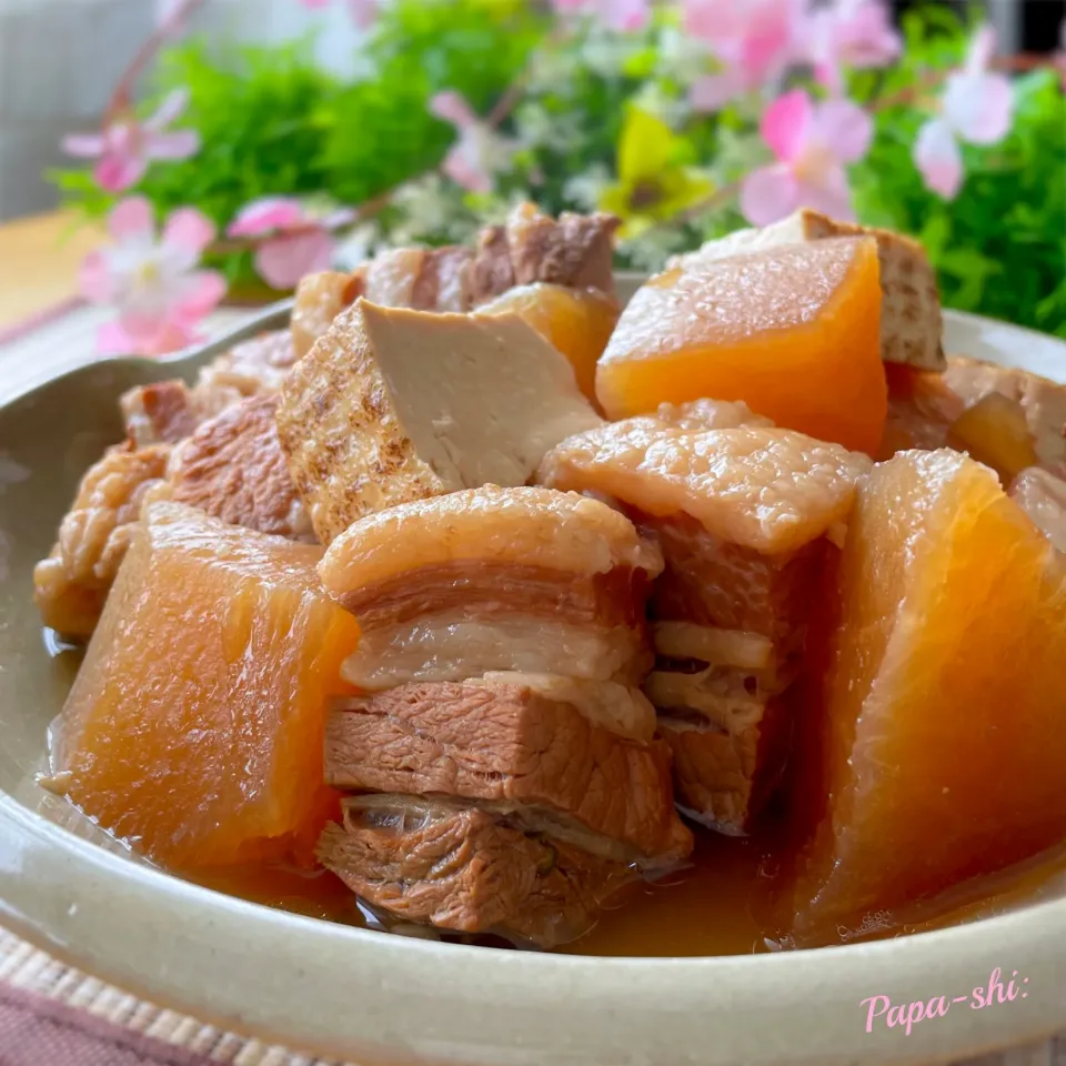 豚バラ肉と大根の煮物　〜ちょっと薄味に仕上げた春Ver. 🌸|パパ氏さん