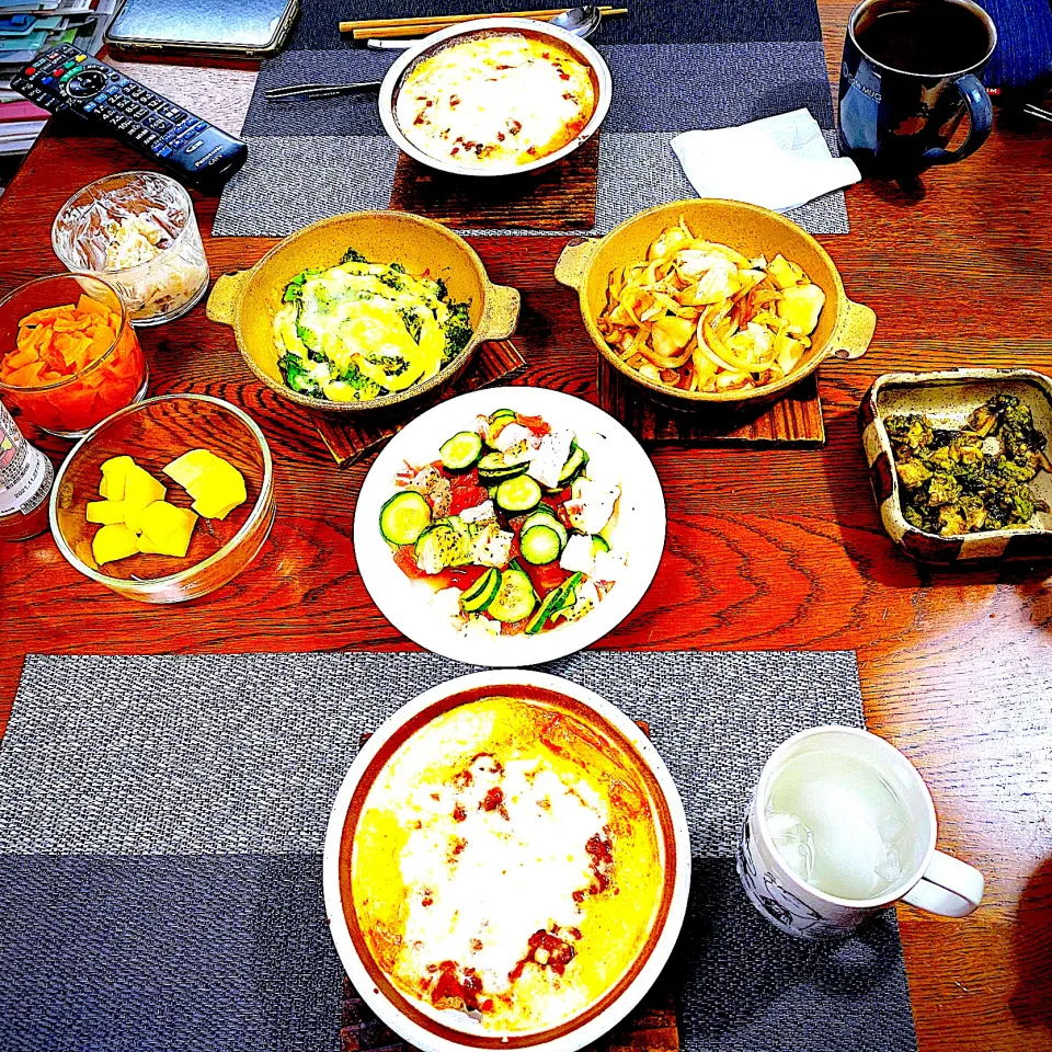 切り干し大根の煮物、豚ロースとほうれん草のクリーム煮、常備菜、漬物、|yakinasuさん