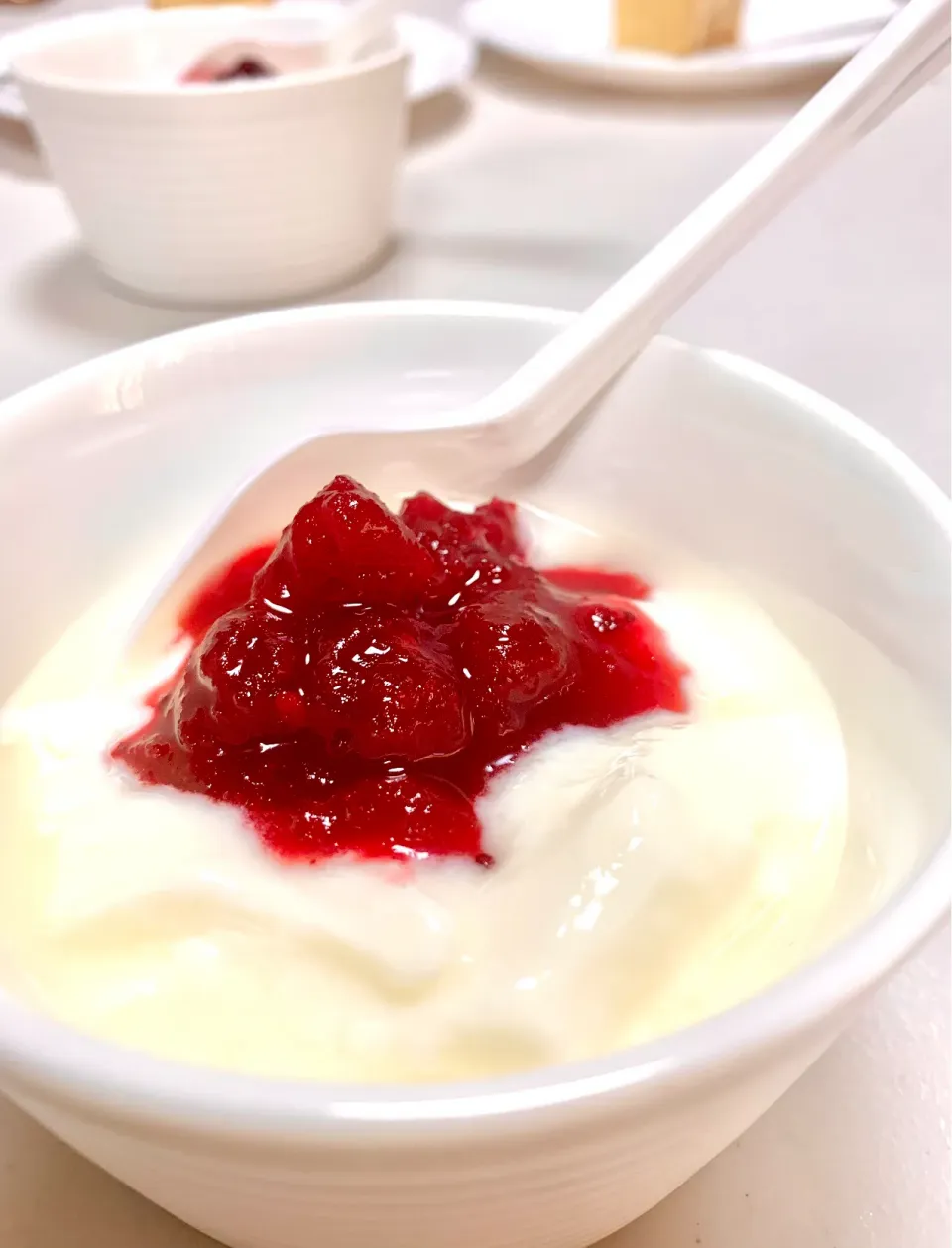 Snapdishの料理写真:Homemade Cranberry Sauce|gonbenさん