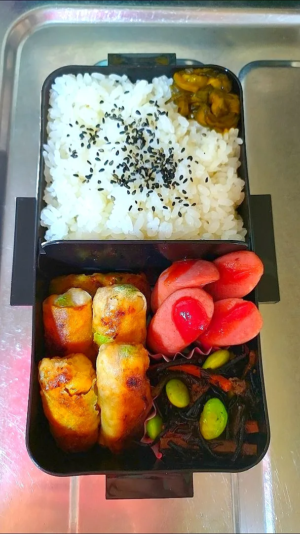 旦那弁当　2020/3/7

春巻き
ウインナー
ひじき煮|ユキヨメ♪さん