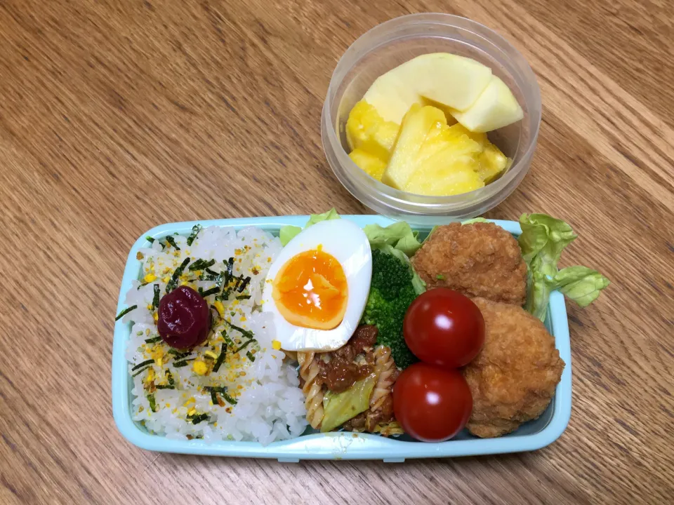 Snapdishの料理写真:チキンナゲット弁当|ゆさん