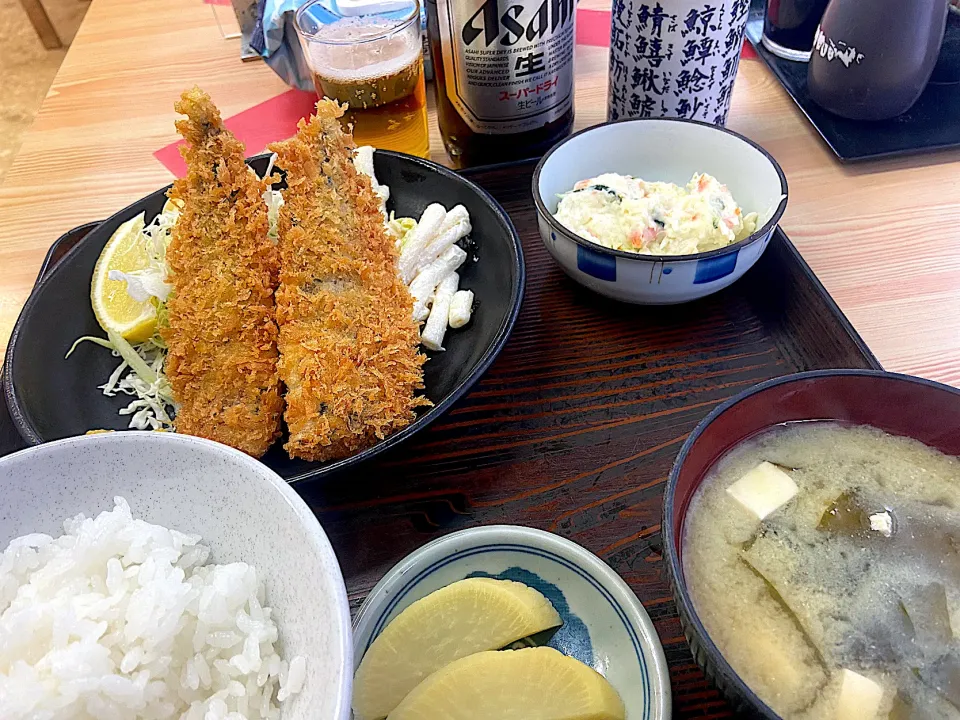 人気の定食屋さんのアジフライ定食|須佐 浩幸さん