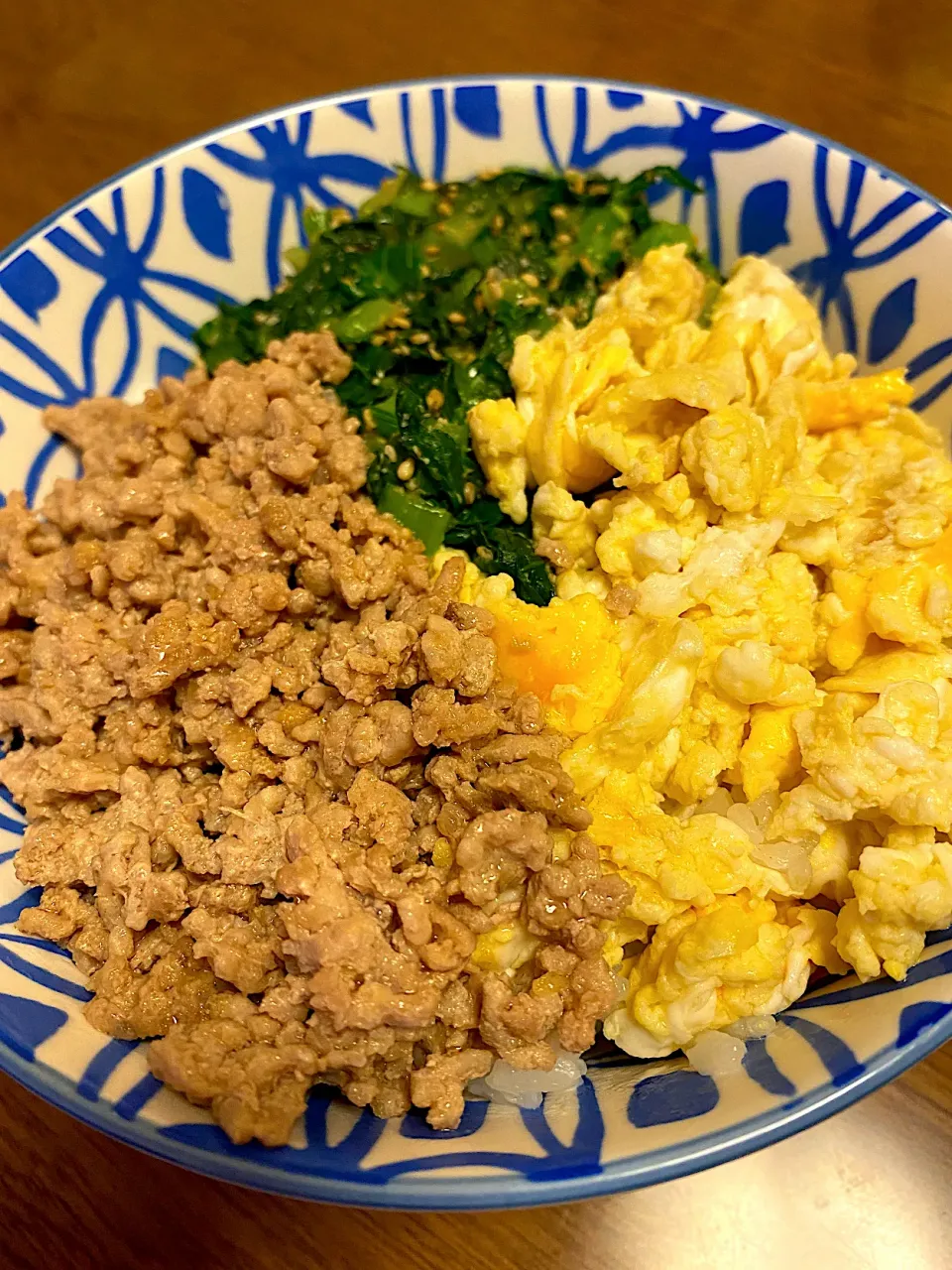 三食丼|tomoさん