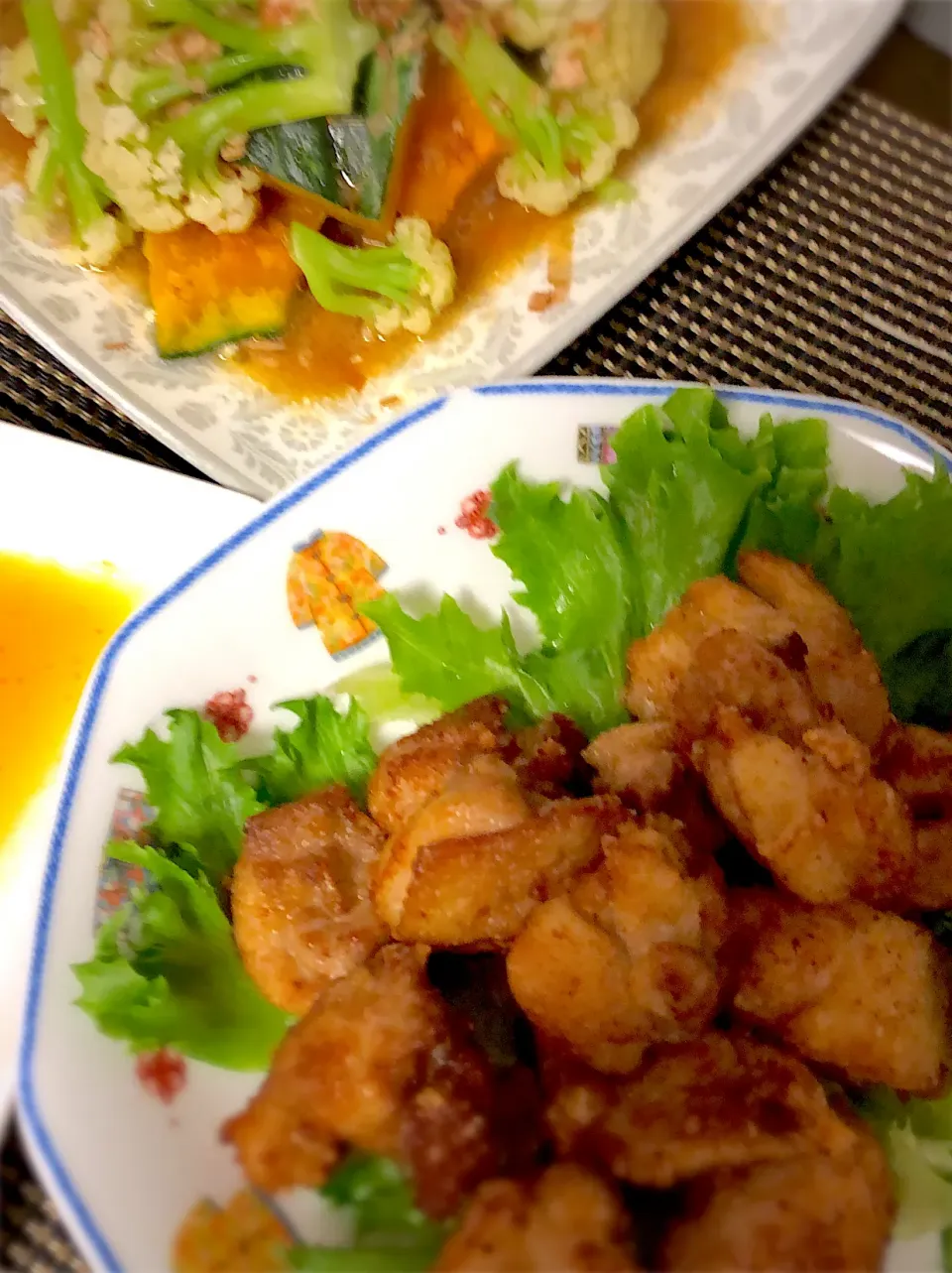 鳥唐揚げ　かぼちゃとカリフラワーのサラダ|amanojakuさん