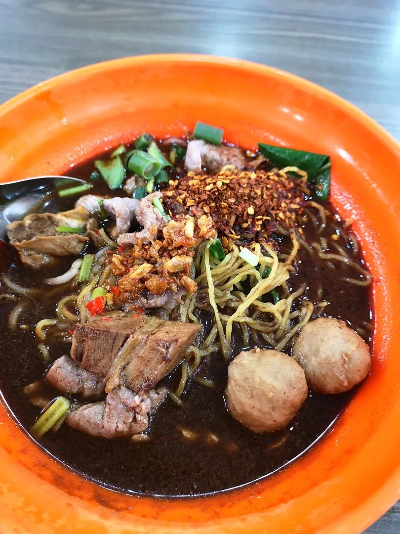 Beef Boat Noodle Soup 🇹🇭|Heriheroさん