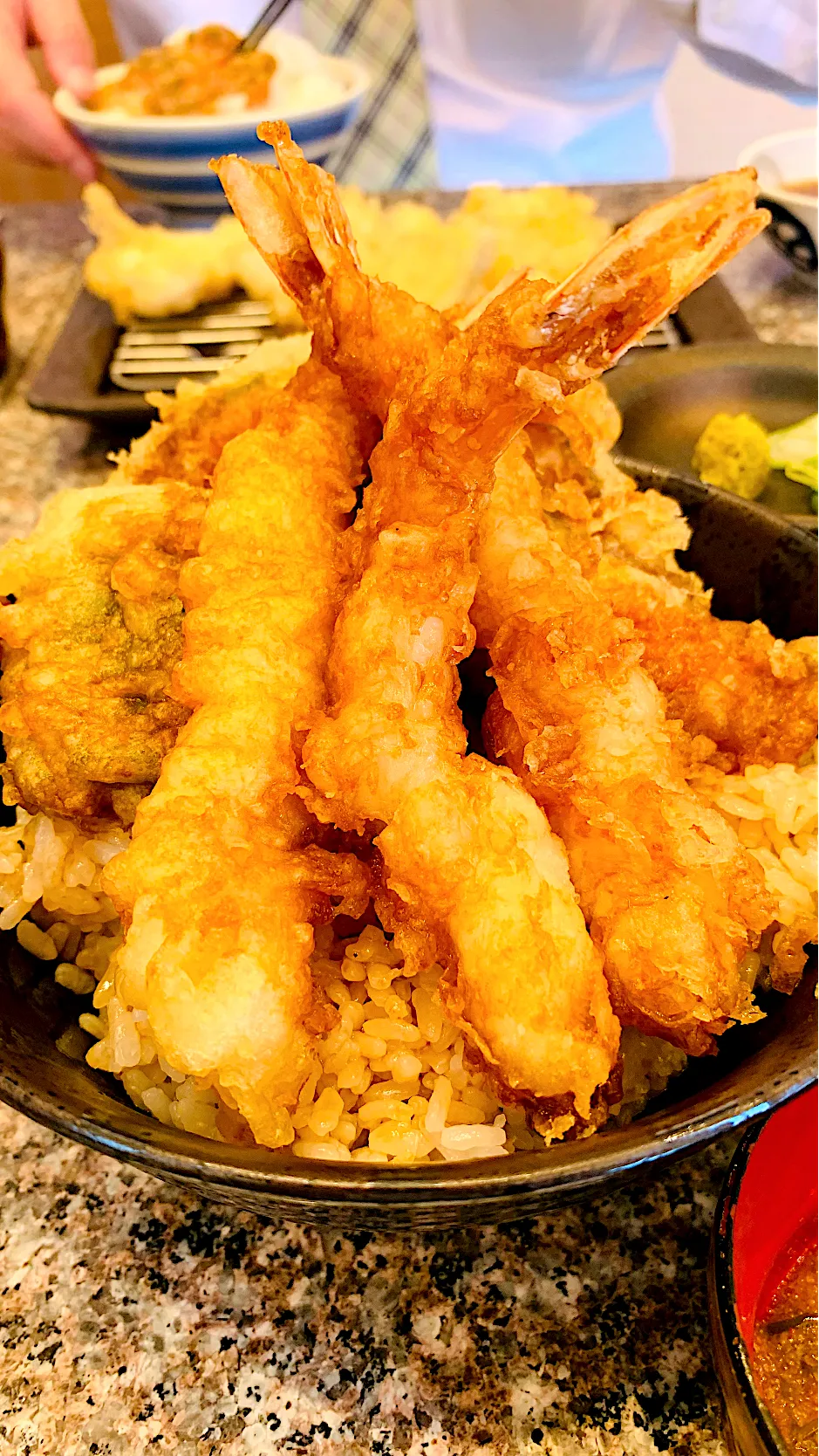 えび天丼🦐。|ちはるさん