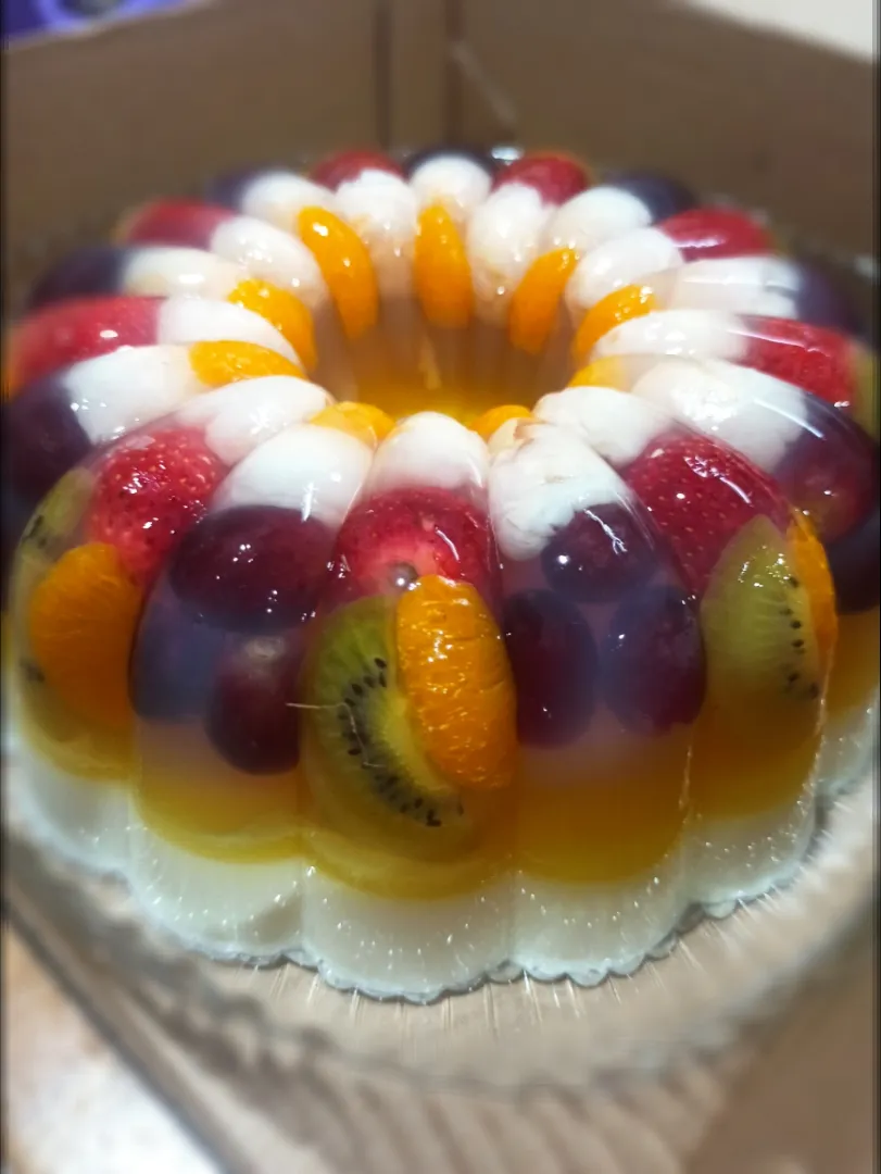 Tropical Fruit Pudding.
🍊🍓🍇🍑🥝|siAdeMさん