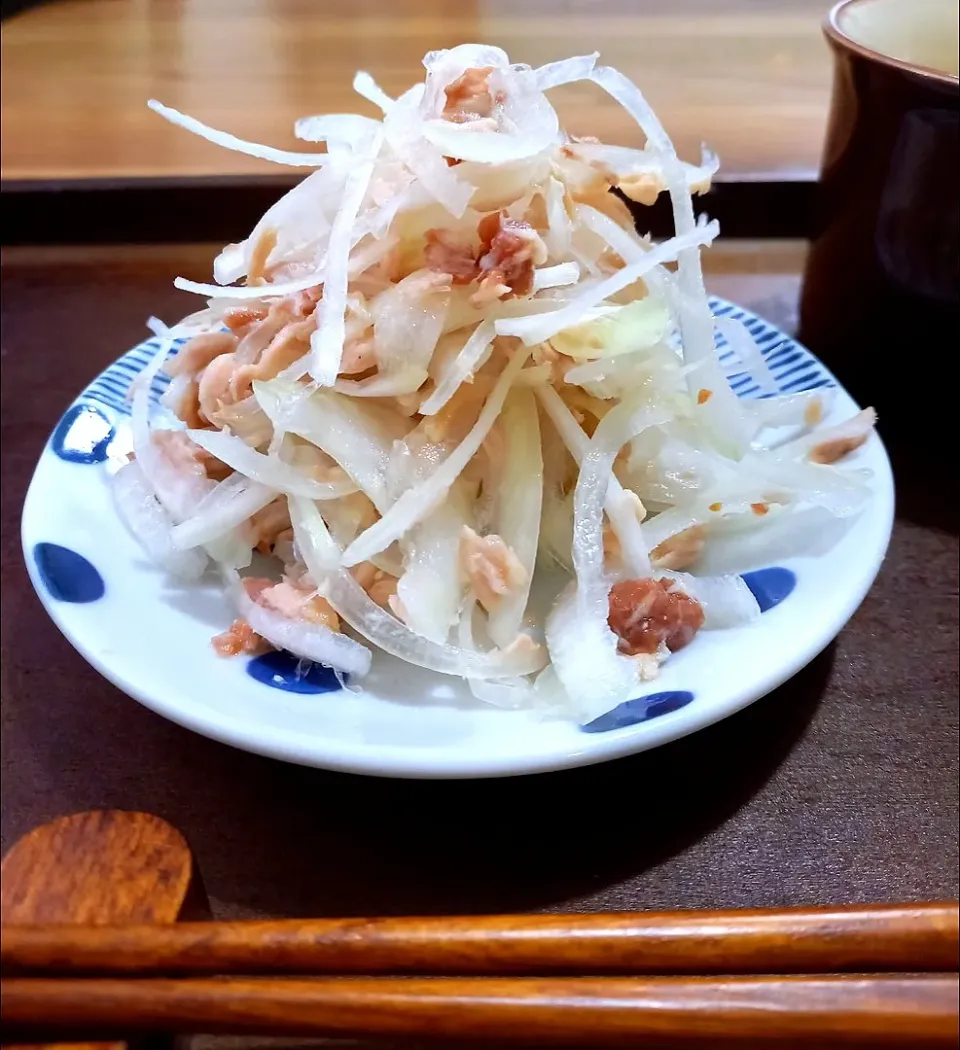 じゅんじゅんさんの料理 ＊ツナとオニオンの梅肉和え＊|ナオミさん