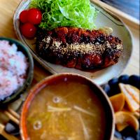 いつかの厚切りトンカツ🐽定食