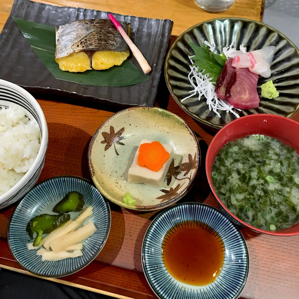 Snapdishの料理写真:鰆の西京焼き|T. Wonderさん