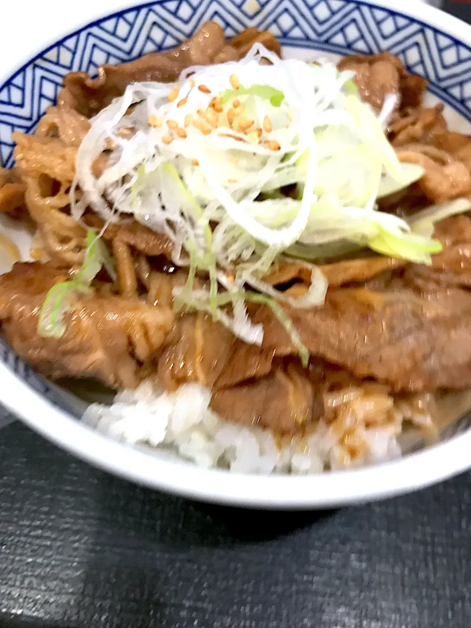 牛カルビ丼|saturnさん