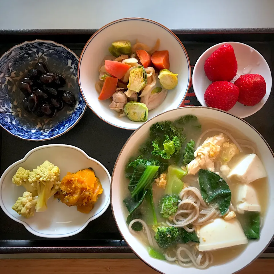 朝ごはんを。野菜たっぷりと🥬🥦|ゆうこりんさん