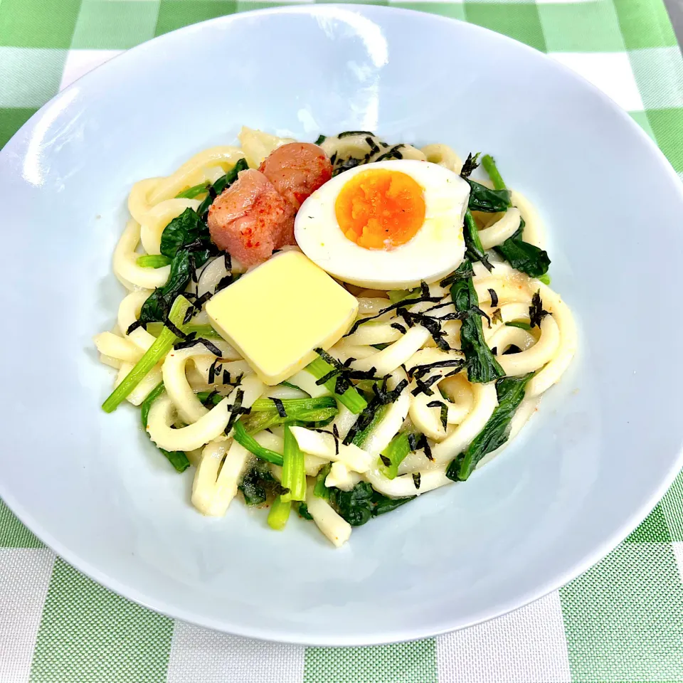 ほうれん草入り★明太バターうどん|まめもにおさん