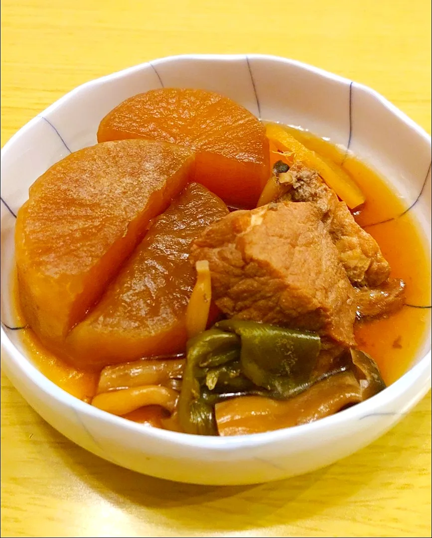☆豚モモと大根の煮物☆|ミッキーさん