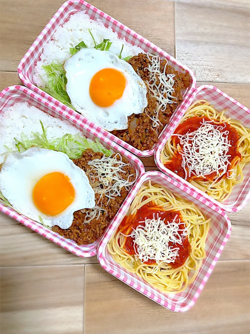 家族弁当🍱タコライス、ミートパスタ|mari＊yuakitoさん