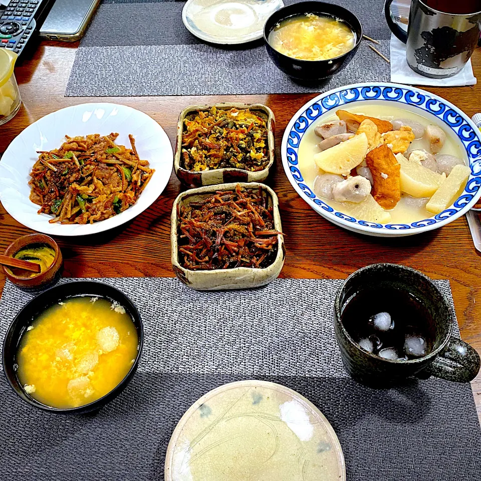 おでんの残り、つくしの卵とじ、つくしのピリ辛煮牛肉金平煮、卵のお吸い物、常備菜つけもの|yakinasuさん