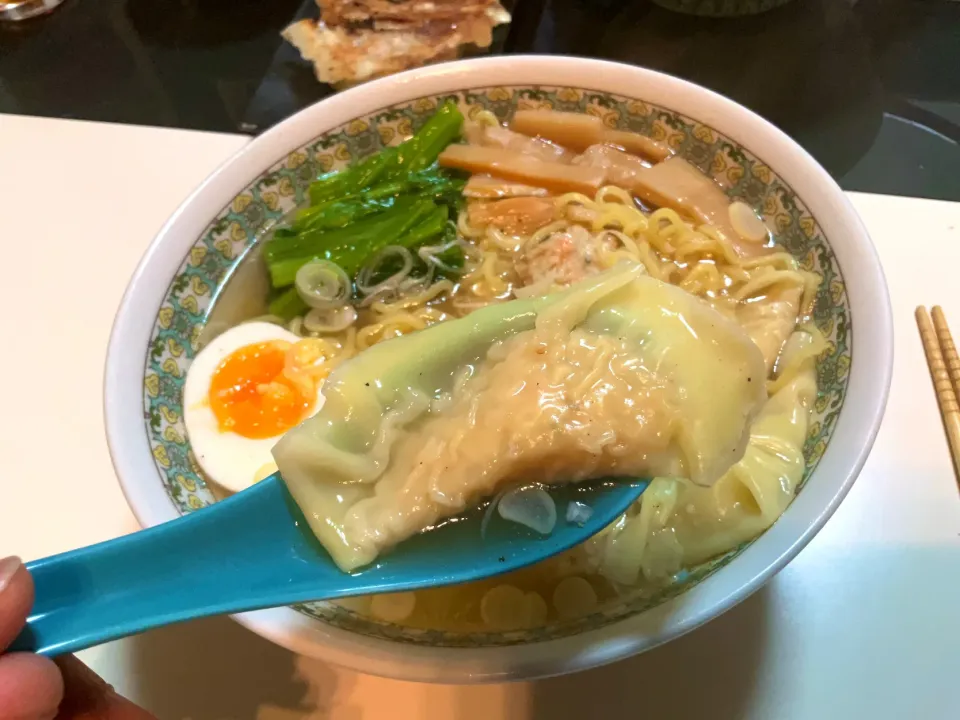 お家で作る鳥ワンタン塩ラーメン|Takeshi  Nagakiさん