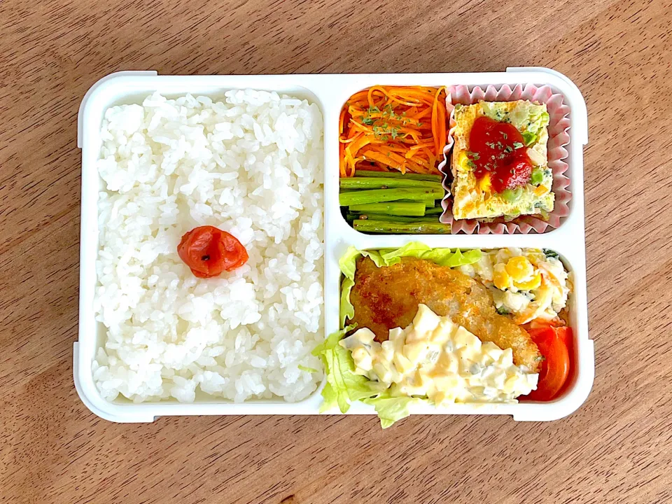 白身魚のフライ弁当|703さん