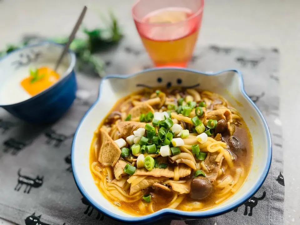 Snapdishの料理写真:「糖質ゼロ麺でカレーうどん」|バシュランさん