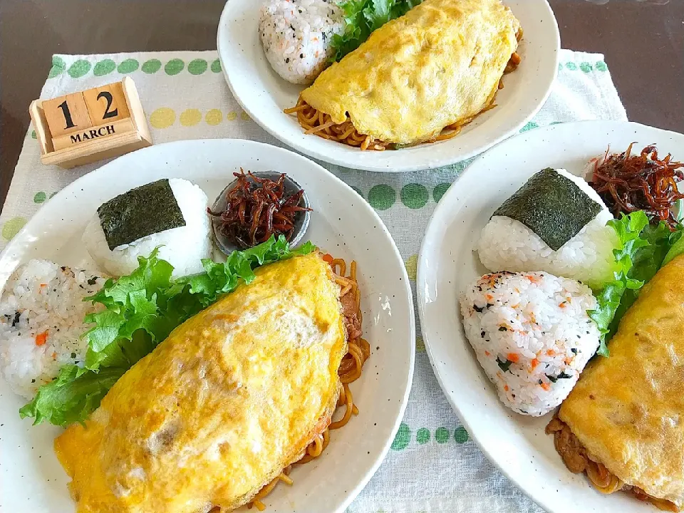 Snapdishの料理写真:🍴息子達のゆる～い置き弁+1|tomoさん