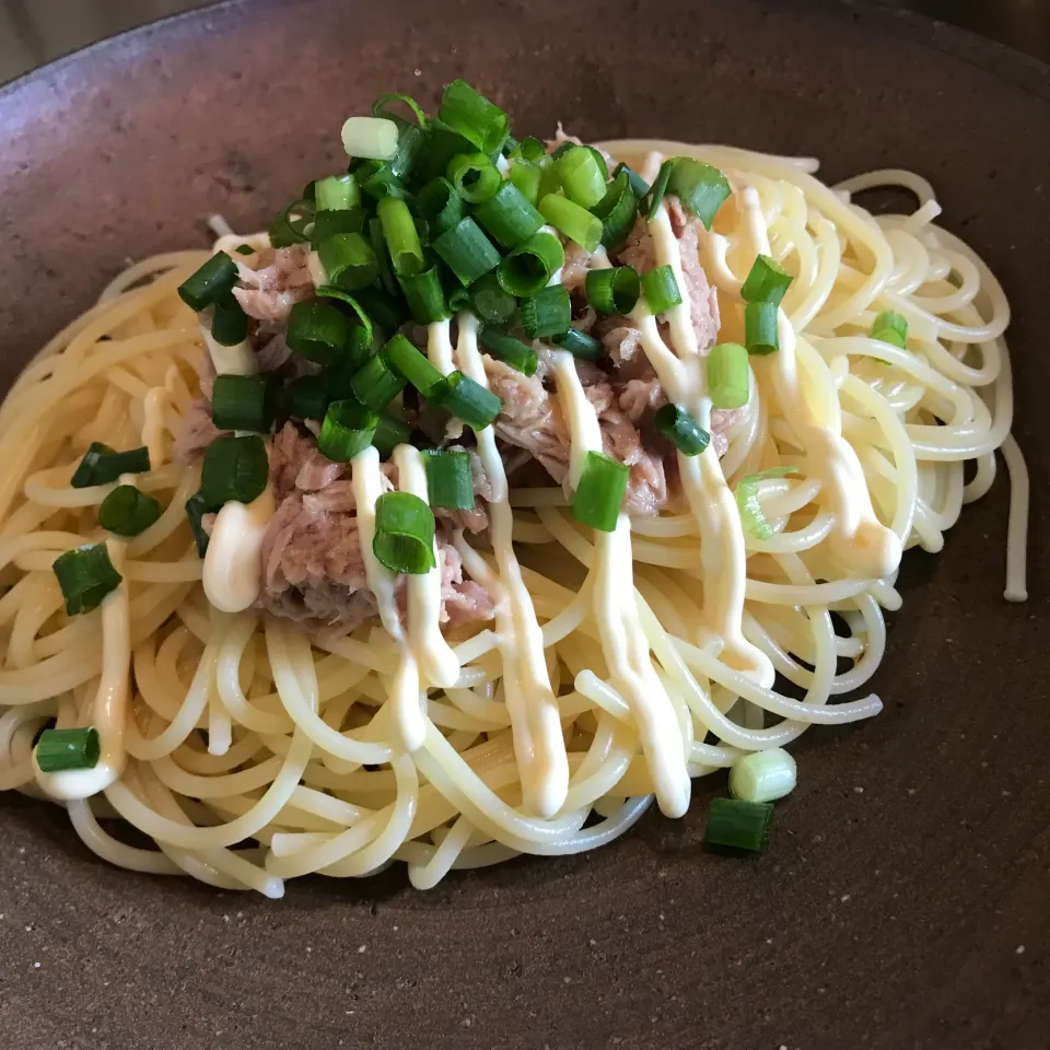 Snapdishの料理写真:ツナマヨポン酢パスタ|sanaeさん