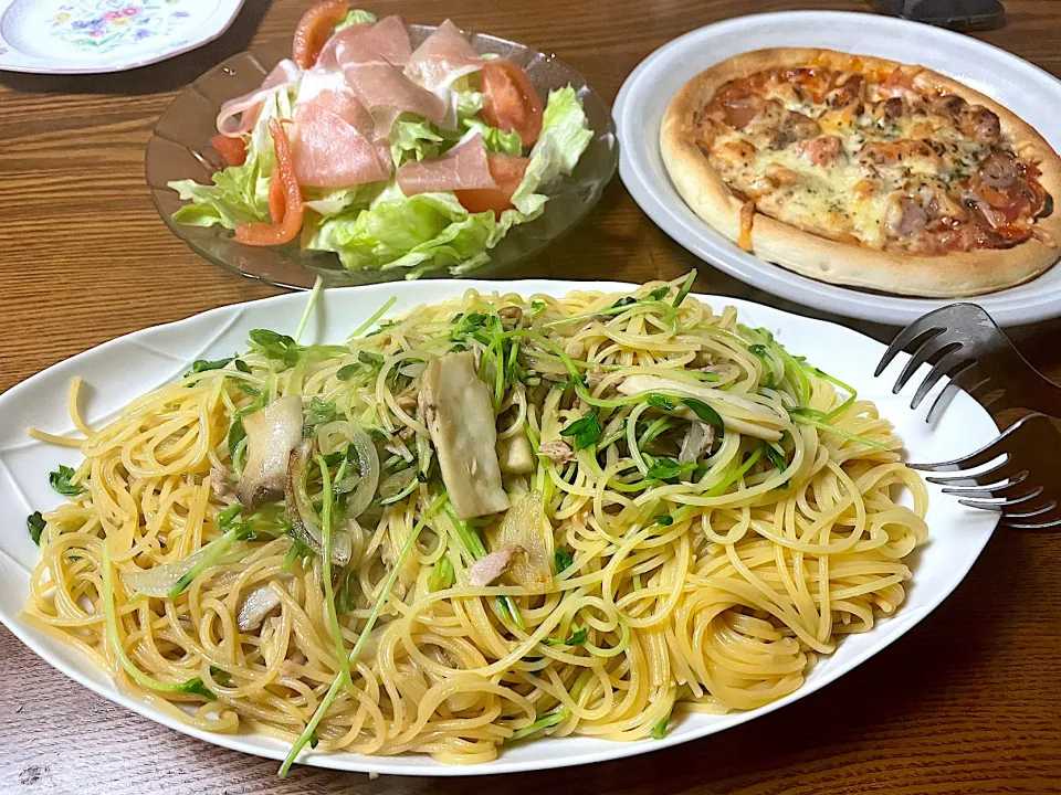 ガーリック醤油パスタ🍝|yummy tommyさん