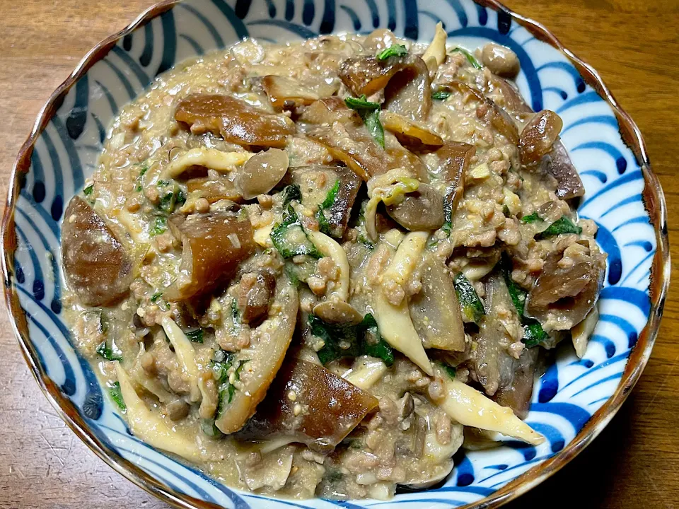 あけびと挽き肉の炒め煮|ひだまり農園さん