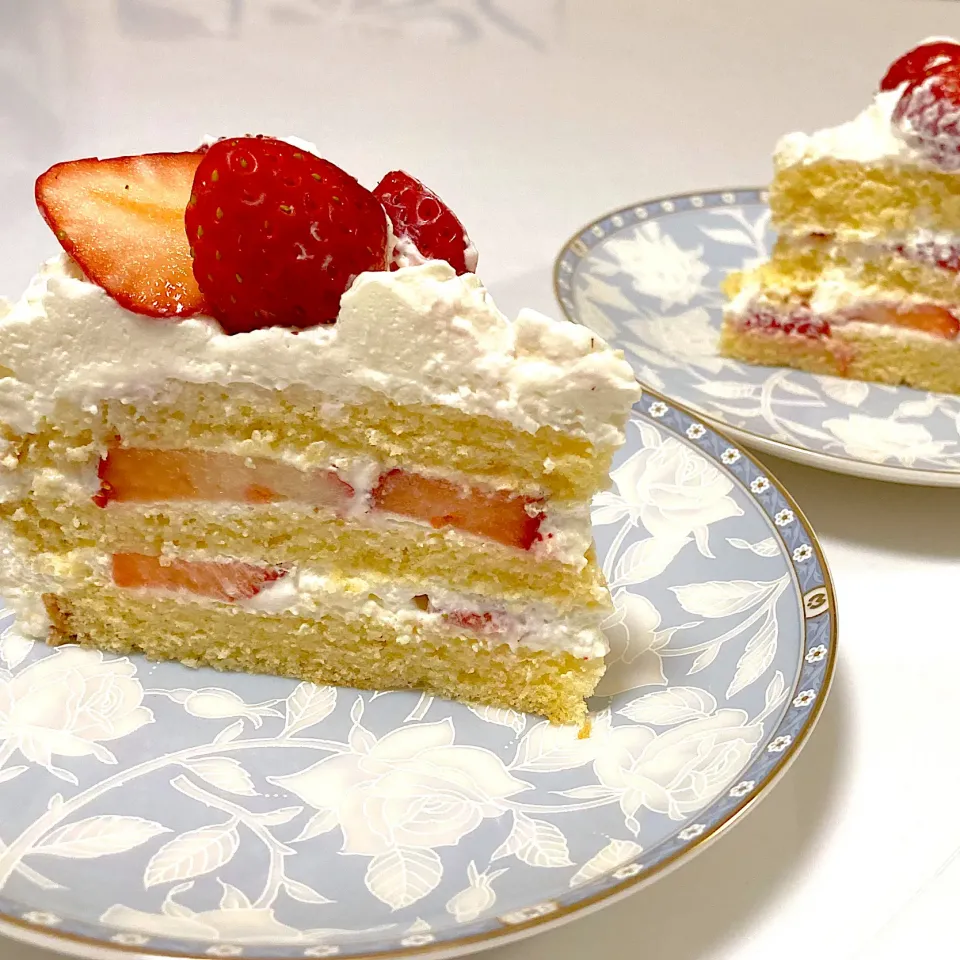 息子の誕生日ケーキ🎂🍰|ＥMＩさん