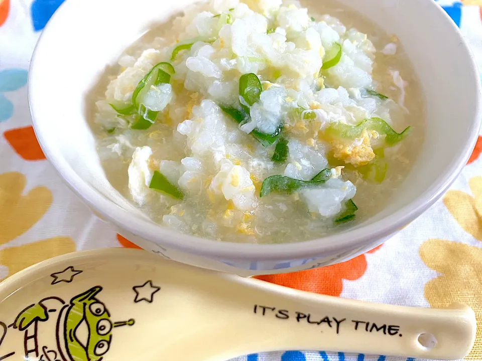 こずりんさんの料理 🐟めで鯛❣️鯛のアラDE炊き込みご飯の出汁活用✨雑炊|こずりんさん